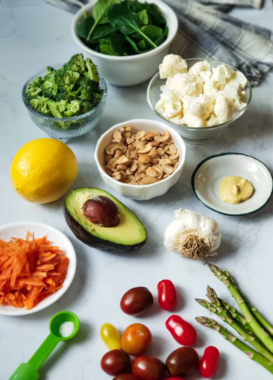 cashew aoli mason jar salad ingredients